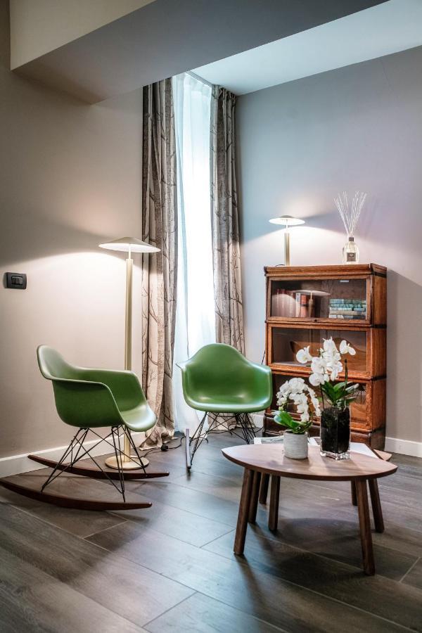 In Centro Luxury Rooms Комо Экстерьер фото